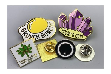 Offset Printed Pins VS Soft Enamel Pins Offset Printed Pins VS Soft Enamel Pins